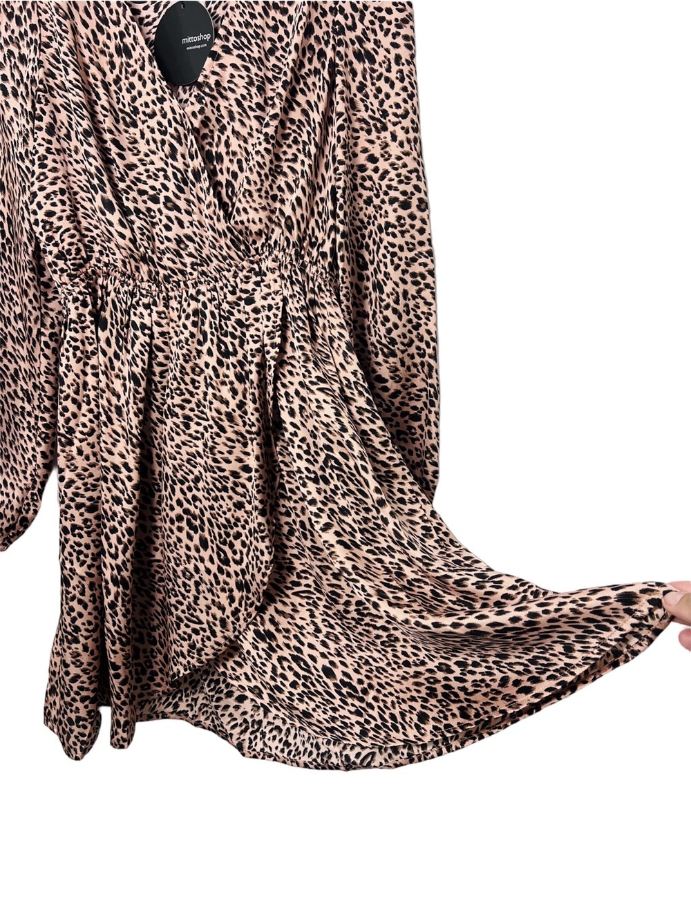 Mittoshop • Women’s  Beige and Black Leopard Print V-Neck Balloon Sleeve Dress - Picture 4 of 11